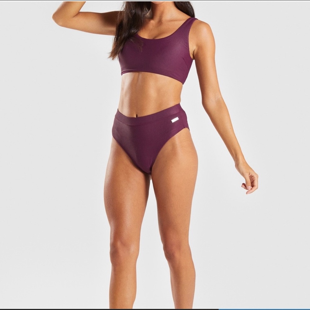 ISO High Waisted Gymshark swim bottoms in Medium!